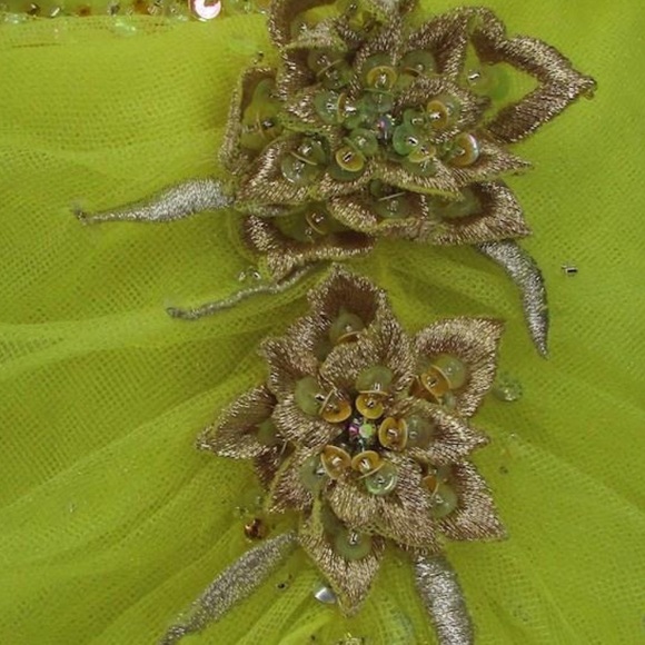 Tiffany Designs Women's Yellow Beaded Embroidered Strapless Ballgown SZ 8 Used - Picture 3 of 4